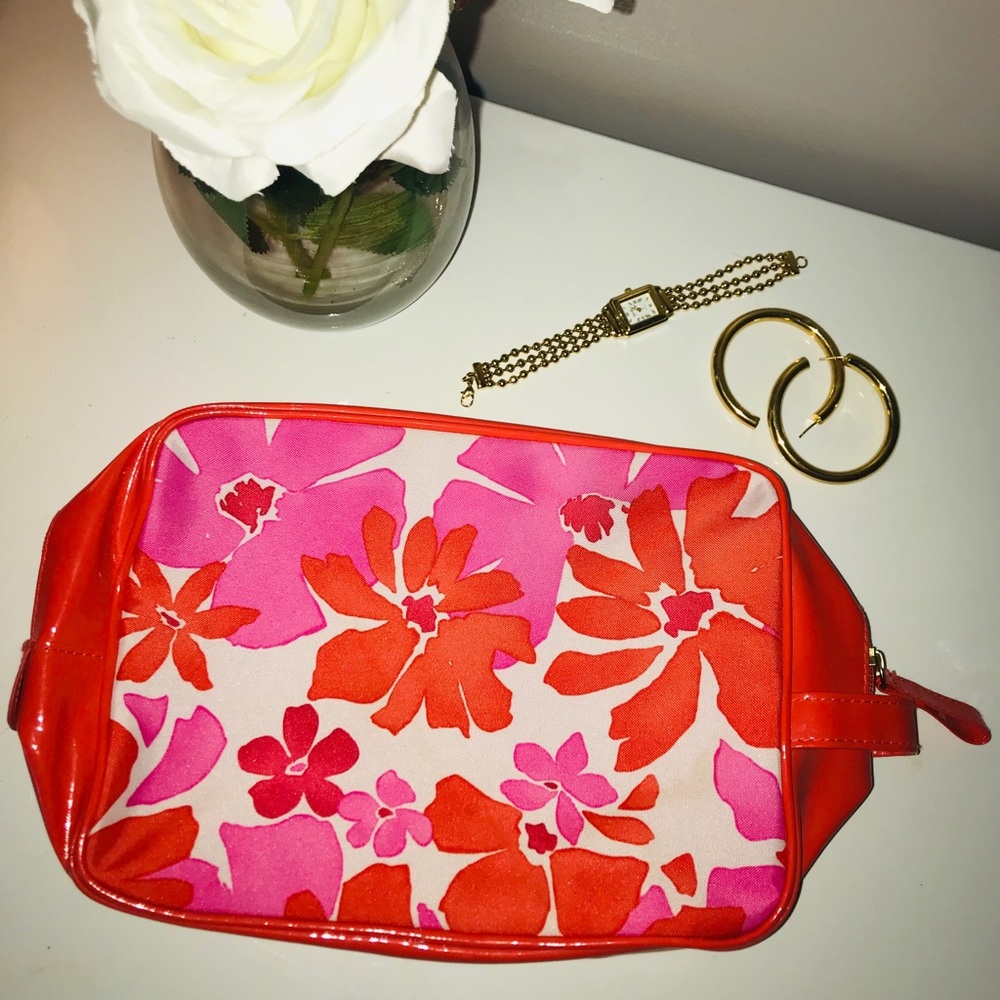 Elizabeth Arden Makeup/Toiletry Bag